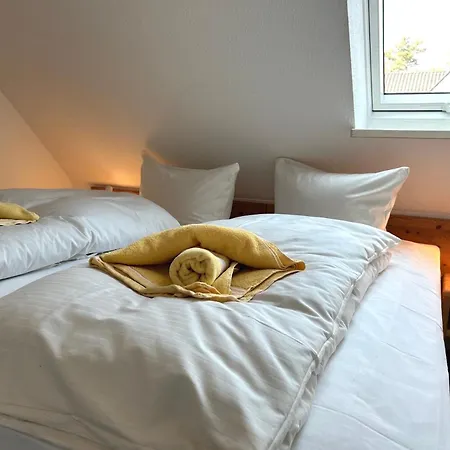 Gaestehaus Whg 9 아파트 프레로